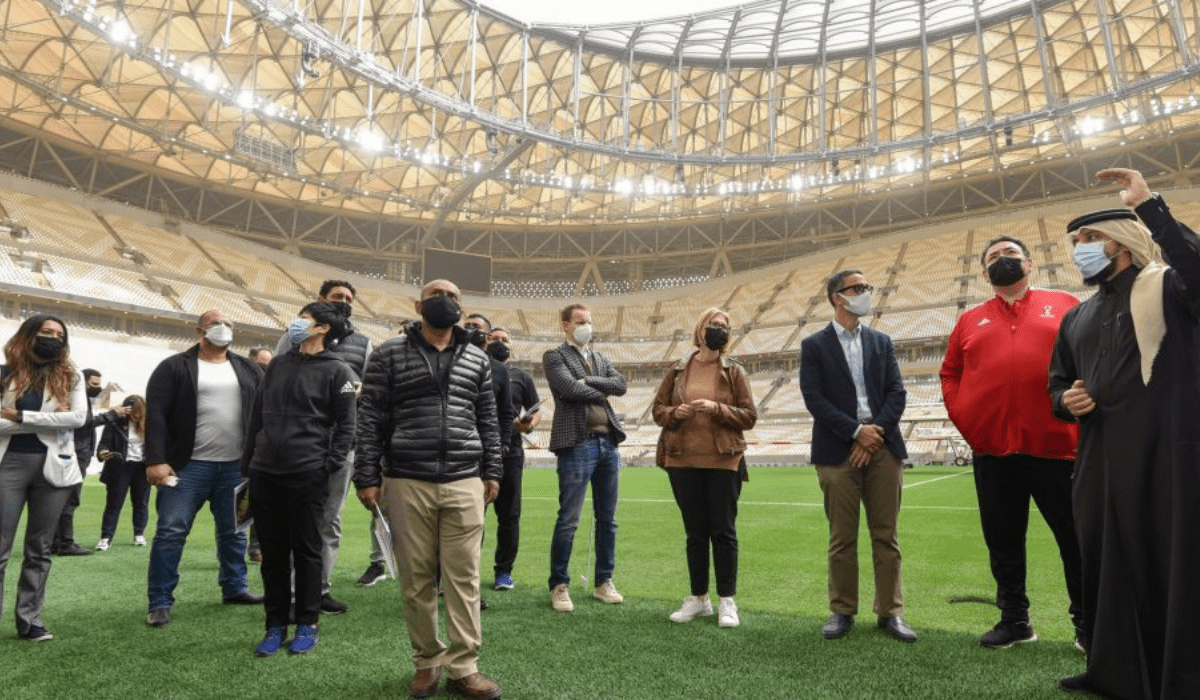AFC delegation examine Qatar stadiums as announcement of the winning bid approaches